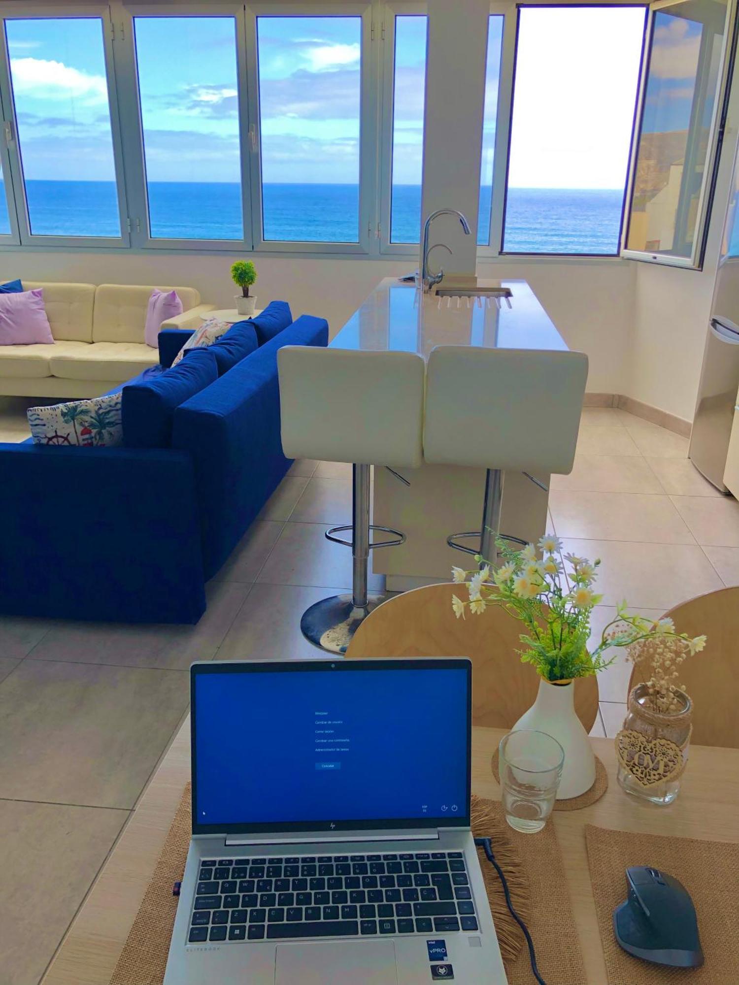 Vistas Mar Playa Las Canteras Primera Linea Wifi Las Palmas Exterior photo