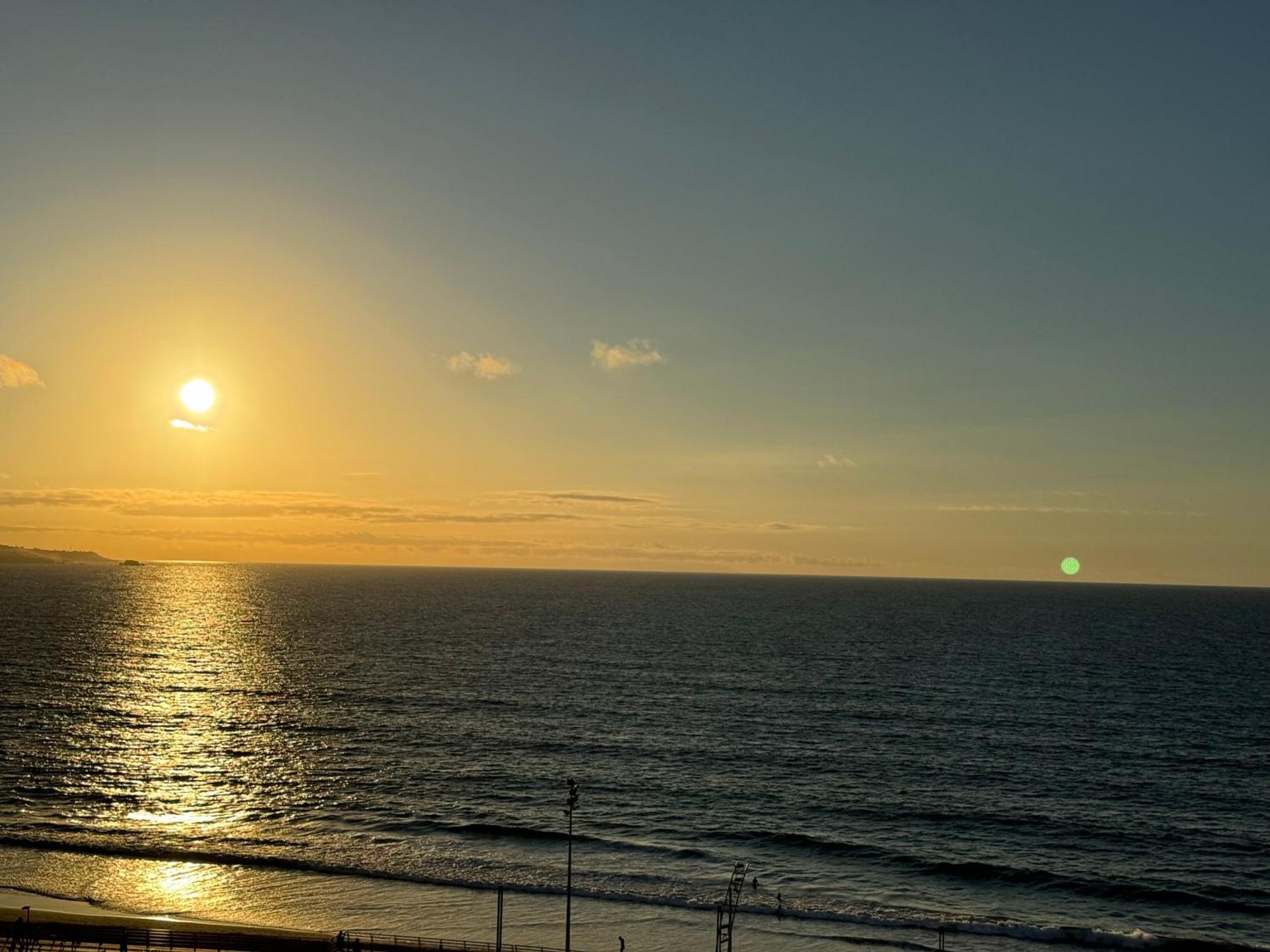 Vistas Mar Playa Las Canteras Primera Linea Wifi Las Palmas Exterior photo