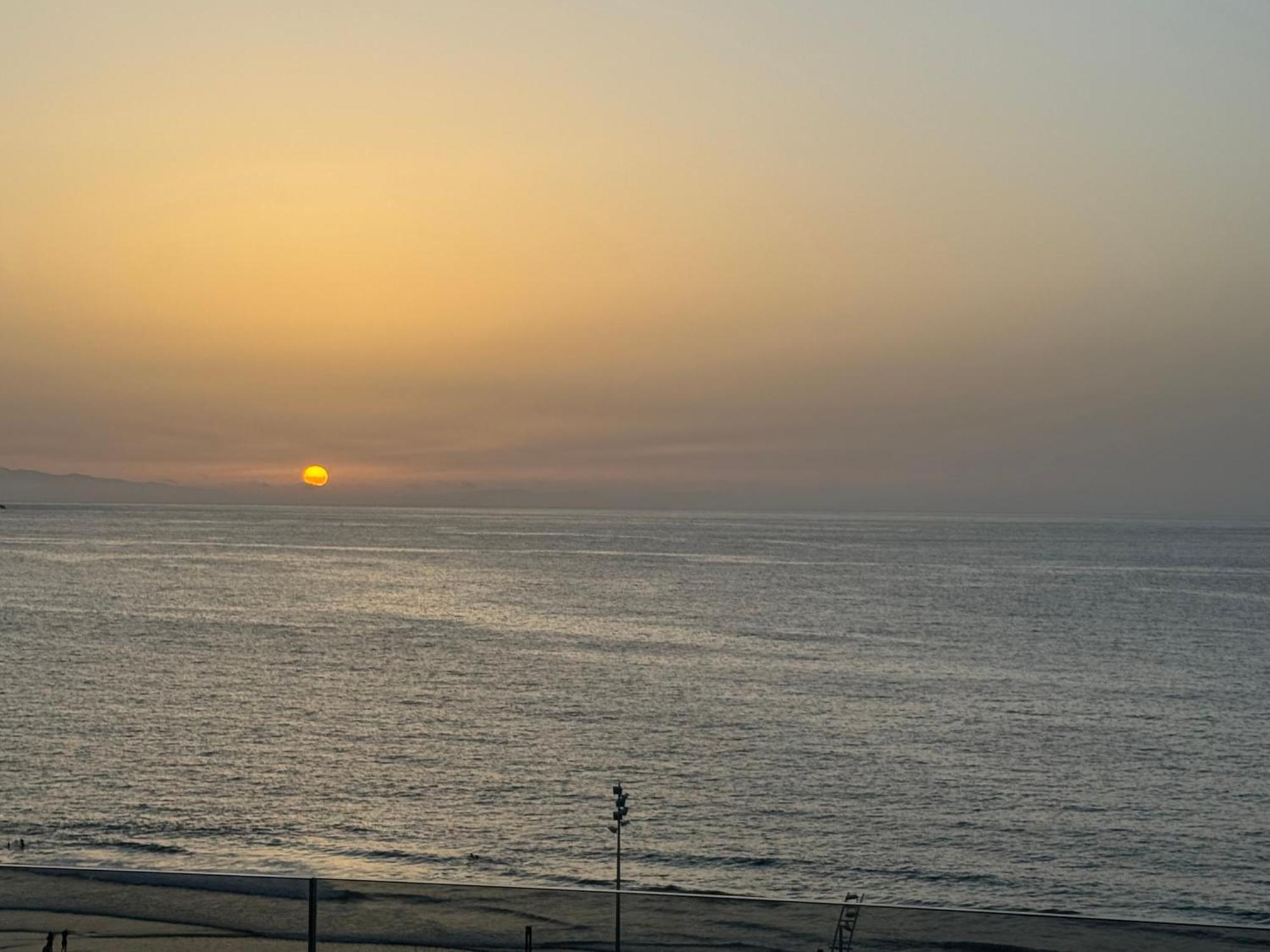 Vistas Mar Playa Las Canteras Primera Linea Wifi Las Palmas Exterior photo