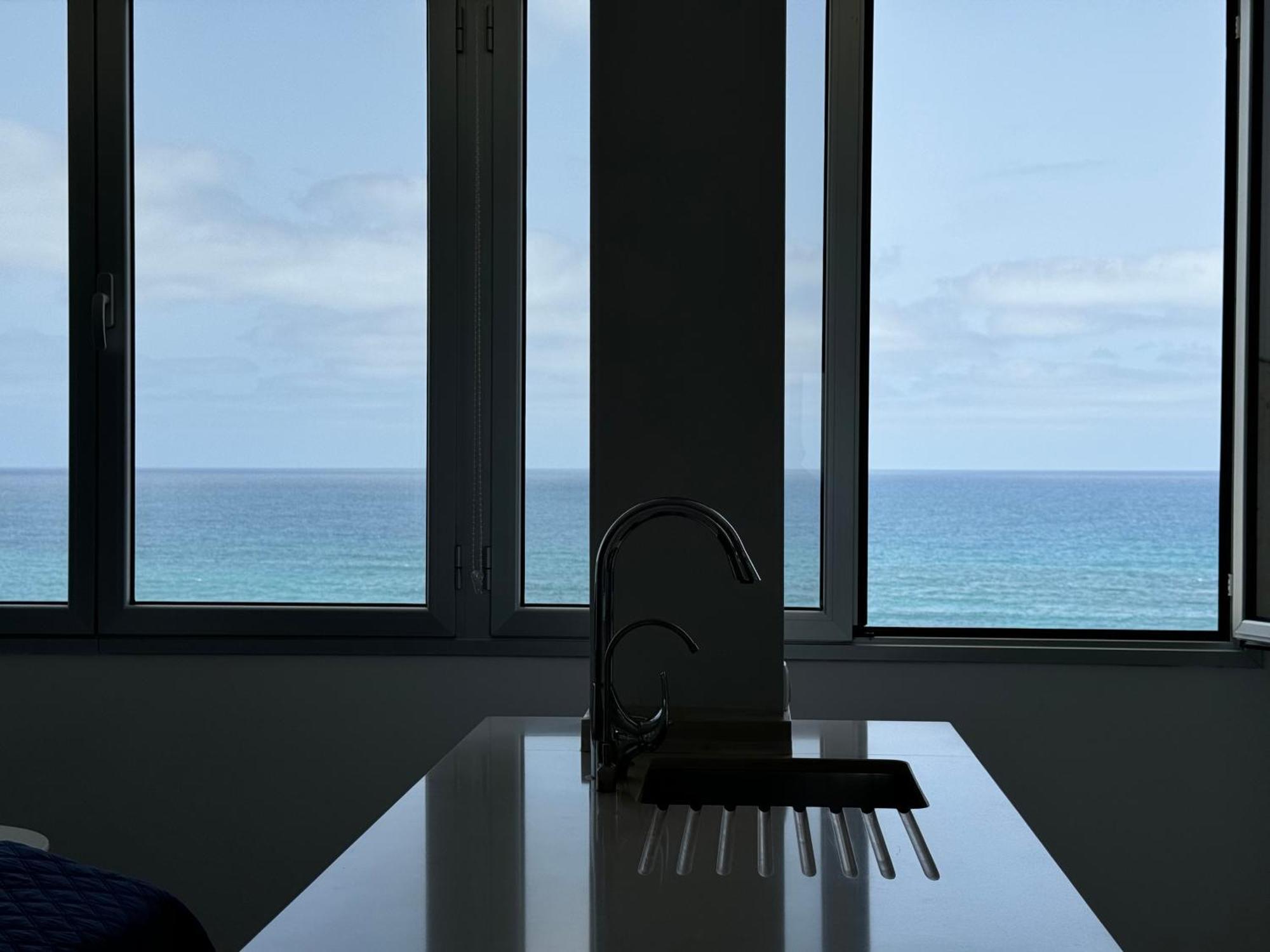 Vistas Mar Playa Las Canteras Primera Linea Wifi Las Palmas Exterior photo